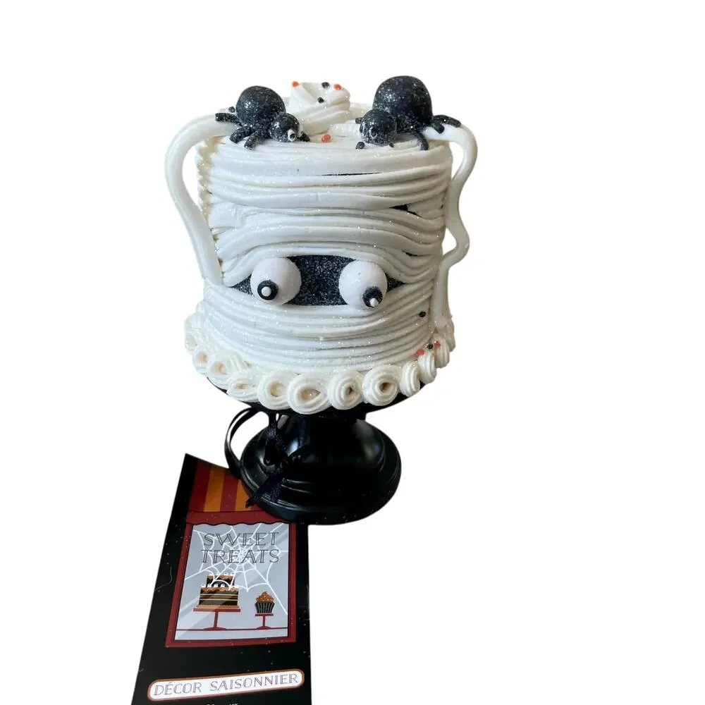 Happy Halloween CANDY CORN LANE Mummy Cake On Stand Super Cute Table Decor NEW